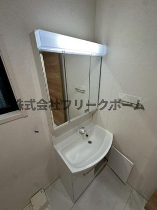 武蔵野市関前３丁目の一戸建ての洗面所