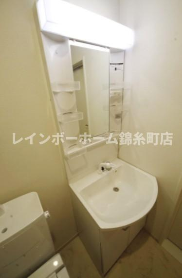 KEIAI RESIDENCE 青井の独立洗面台|※同施工会社参考写真となります。