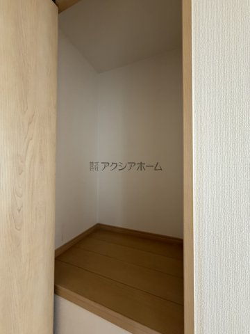所沢市東所沢4丁目・全3棟　新築一戸建　B号棟の収納|2階廊下収納
