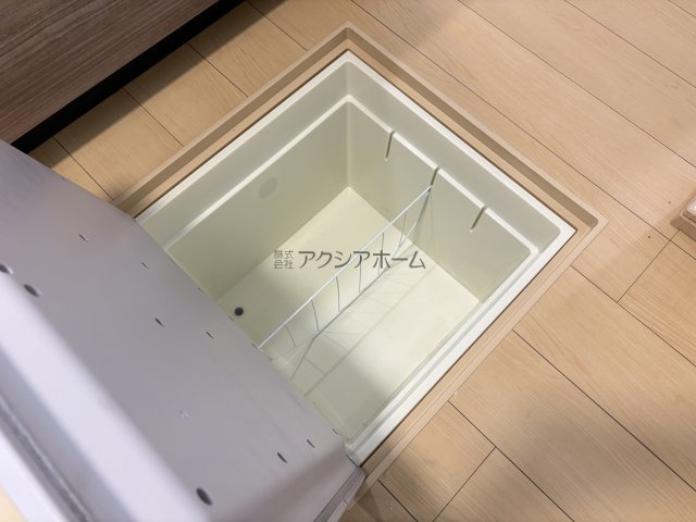 所沢市東所沢4丁目・全3棟　新築一戸建　B号棟の収納|キッチン床下収納