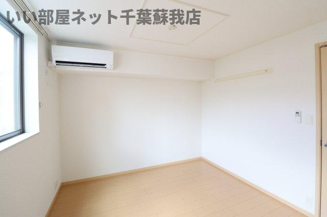 ラフィーネの洋室|個人の部屋や寝室として使える洋室です