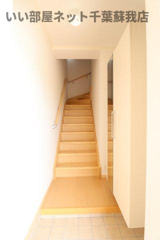ラフィーネの玄関|収納もある玄関です