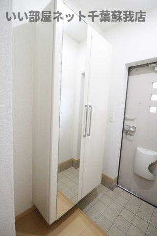 ラフィーネの玄関|収納もある玄関です