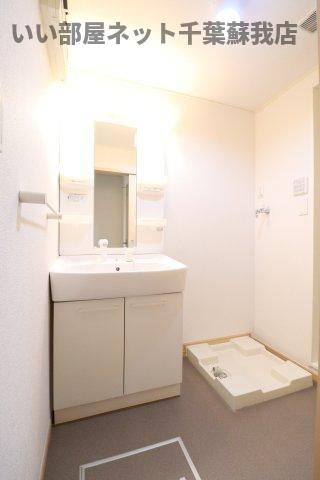 ラフィーネの洗面所|忙しい朝には欠かせない洗面所です