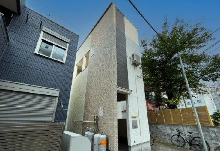 スカイブルー北千住の外観