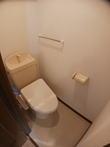 カーサ・デ・ナカスジのトイレ|清潔感のあるトイレです