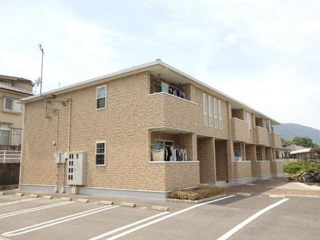 ガーデンハウスの外観|落ち着いた雰囲気の外観です