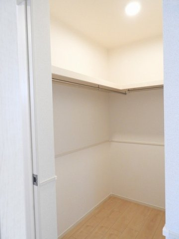 エミグランドＢの収納|たっぷりとした収納スペースです