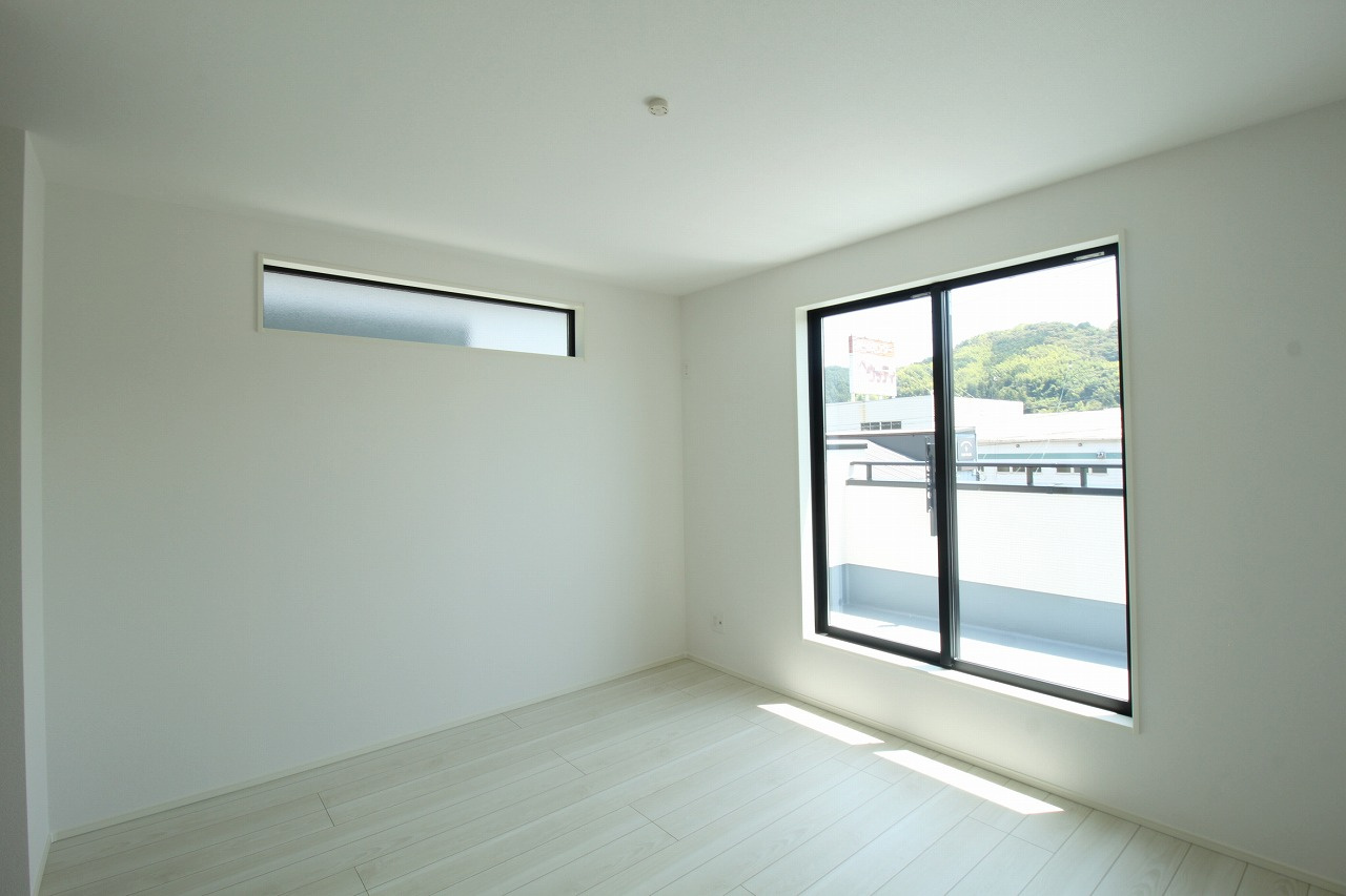 吾川郡いの町駅東町　新築戸建　2号棟（全3区画）の洋室|2F　南東の部屋　7.0帖