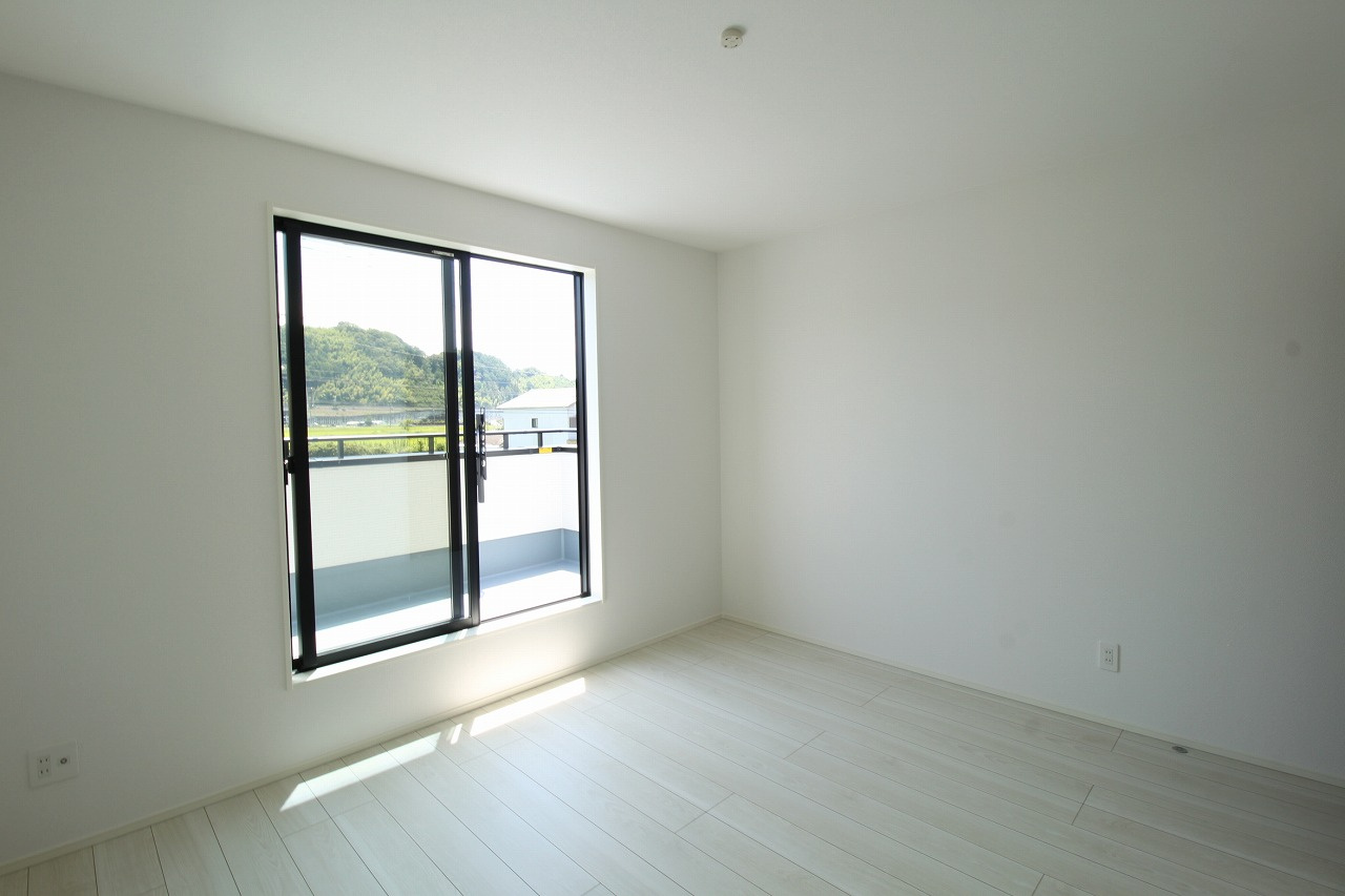 吾川郡いの町駅東町　新築戸建　2号棟（全3区画）の洋室|2F　南東の部屋　7.0帖