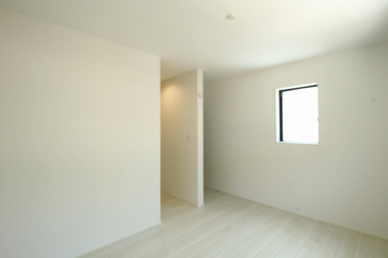 吾川郡いの町駅東町　新築戸建　2号棟（全3区画）の洋室|2F　北東の部屋　6.5帖
