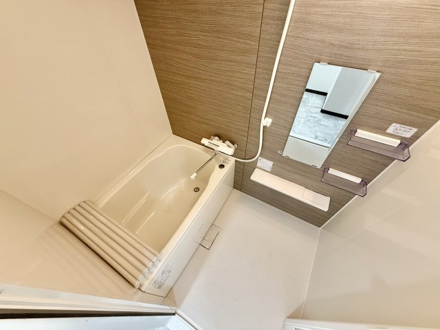 日商岩井上前津ハイツの浴室