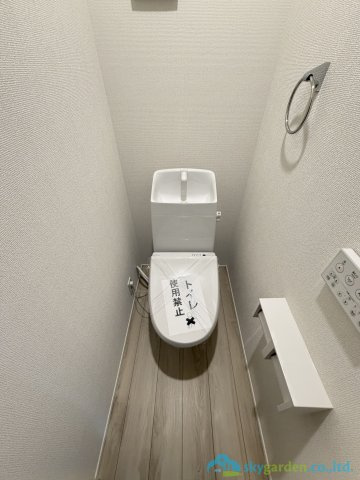 伊勢原市上粕屋第1期　新築戸建　全1棟1号棟のトイレ