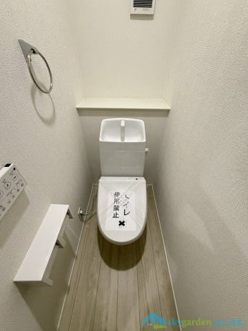 伊勢原市上粕屋第1期　新築戸建　全1棟1号棟のトイレ