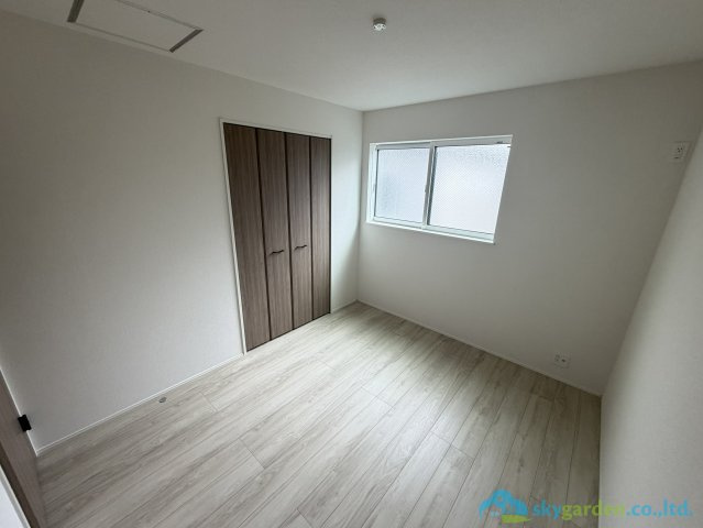 伊勢原市上粕屋第1期　新築戸建　全1棟1号棟の洋室