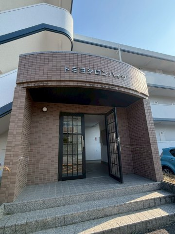 トミヨシロンハイツのエントランス