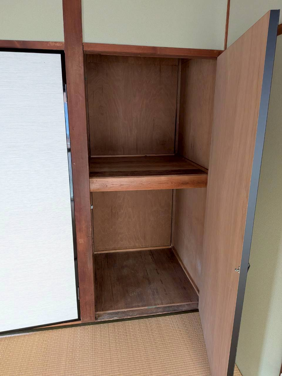 江橋方住宅の収納