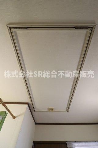 若江東町4丁目中古戸建の収納|全居室収納有に加え、屋根裏収納もあるので、収納には困りません♪