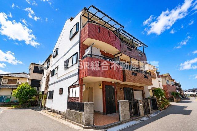 若江東町4丁目中古戸建の外観|安心の鉄骨造♪外壁前面（北側）貼替済みです！