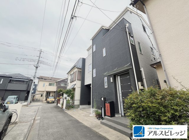 中古／富士見市鶴瀬西３丁目の前面道路含む現地写真|前面道路の様子です