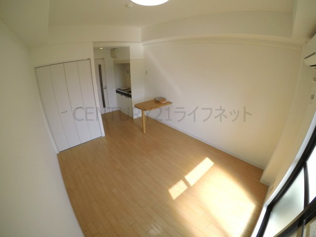 【寝室】 | ビスタ江坂南