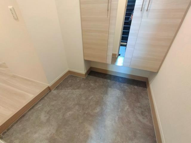 la maison青木町の玄関