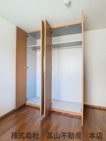 宗像市平等寺のアパートの内装|クローゼット