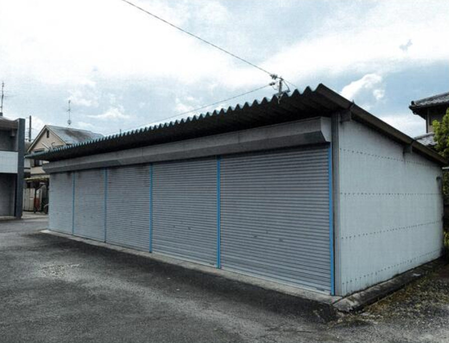 大津市本堅田２丁目の倉庫