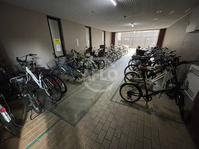 ライオンズマンション江戸堀第２のその他共用部分|ライオンズマンション江戸堀第2　駐輪場