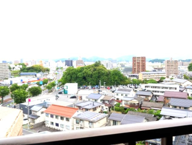 ロイヤルマンション西津田の展望