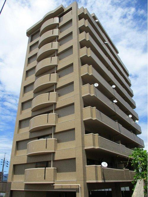 ロイヤルマンション西津田の外観|【ロイヤルマンション西津田】6階・3LDK！
南東角部屋で陽当り良好です！