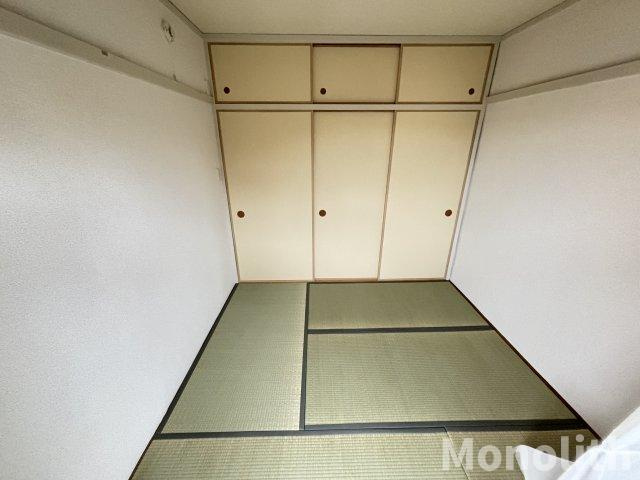 鶴山台8号棟の和室