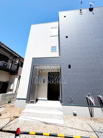 Blue Hill Sideのエントランス