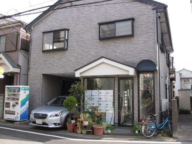 ｓａｌｏｎ　ｄｅ　ｍｅｇｕ（サロン　ドゥ　メグ）の外観