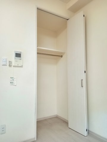 川崎市麻生区高石３丁目の賃貸マンションの収納|別部屋参考