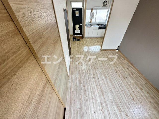 ステラ新前橋の居間・リビング|高崎、前橋のお部屋探しはエンドスケープまで！お客様の理想お聞かせ下さい♪