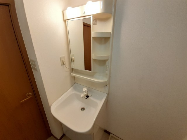 エスペランスＷＡＴＡＮＡＢＥの独立洗面台|洗面所