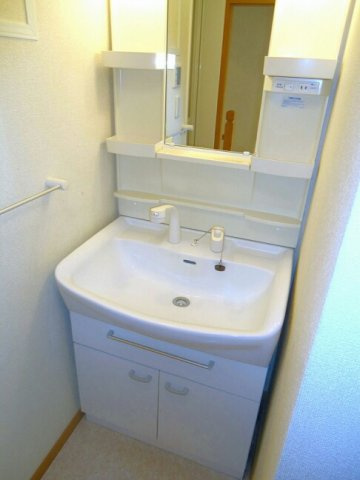 フロラシオン　草間の洗面所|忙しい朝には欠かせない洗面所です
