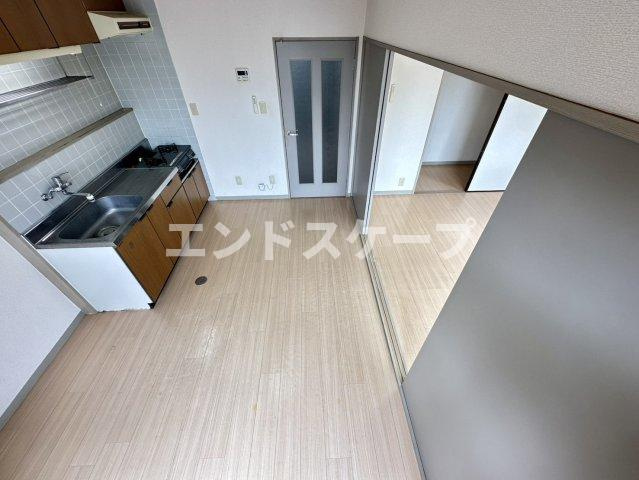 タカハシマンションの居間・リビング|高崎、前橋のお部屋探しはエンドスケープまで！お客様の理想お聞かせ下さい♪