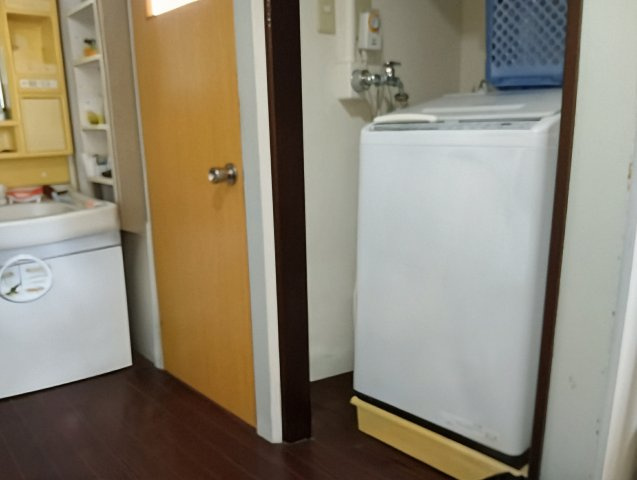 丸子南団地S－３号棟　静岡市駿河区丸子2丁目のランドリースペース