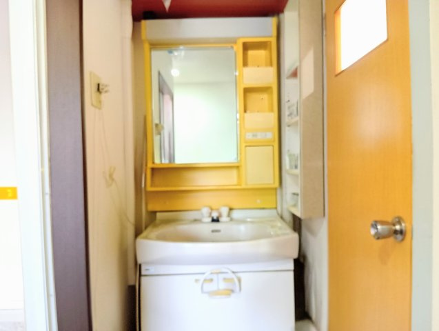 丸子南団地S－３号棟　静岡市駿河区丸子2丁目の洗面所