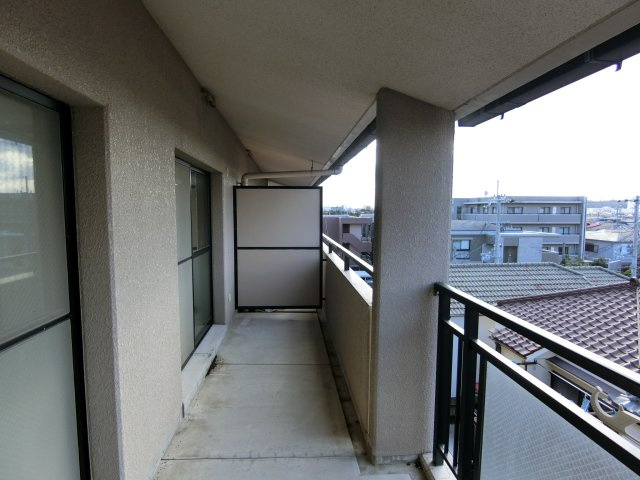 ラヴェール茨木のバルコニー