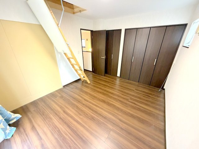 青梅市師岡町　中古戸建の洋室