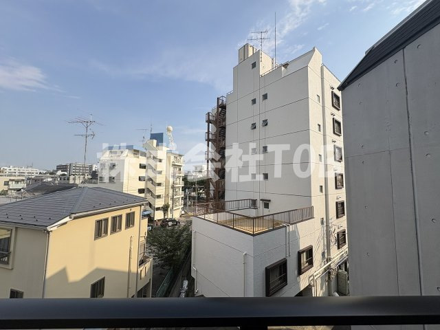 【展望】 | LUMIEC　CHITOSEFUNABASHI-ルミーク千歳船橋- | 洋室4.8帖　バルコニーからの展望