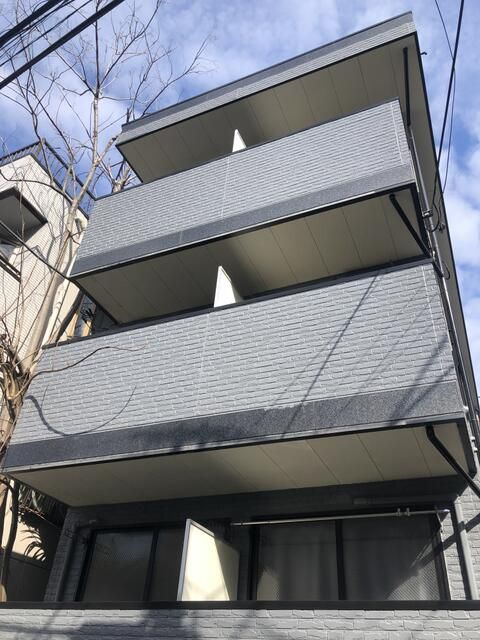 ホワイトヒルズの外観