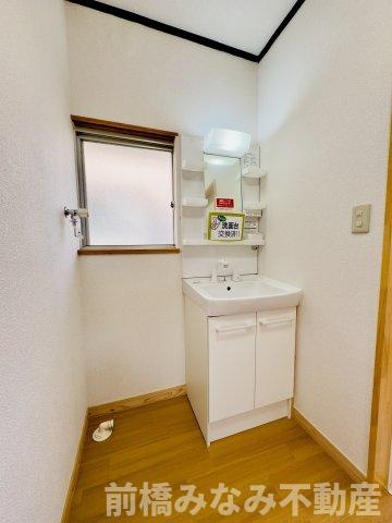 【中古】前橋市龍蔵寺町　３LDKの独立洗面台|使いやすい独立洗面台です