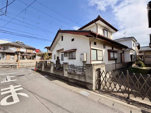 【建築条件無し土地】前橋市龍蔵寺町　角地約61坪、解体更地渡し、確定測量後渡しの外観|建物外観を気になさる方へ、見た目の良い物件です