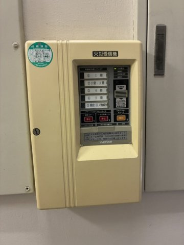 中央区日本橋２丁目の店舗一部