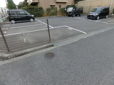 【駐車場】 | サバービア泉大津