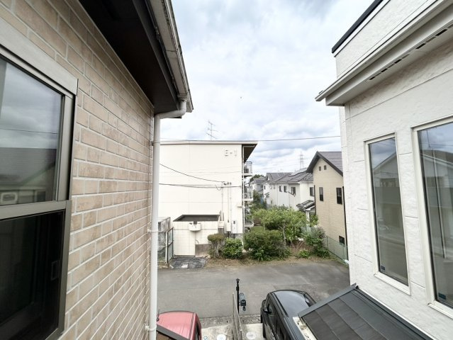 【展望】 | 眺望を気にして物件を探す場合、前面に建物が建っていないか現地で確認しましょう！前面に建物があると景色はもちろん、日当たりや風通しにも影響が出てきます。住んだ時のことを想像しながら現地見学をしましょう。